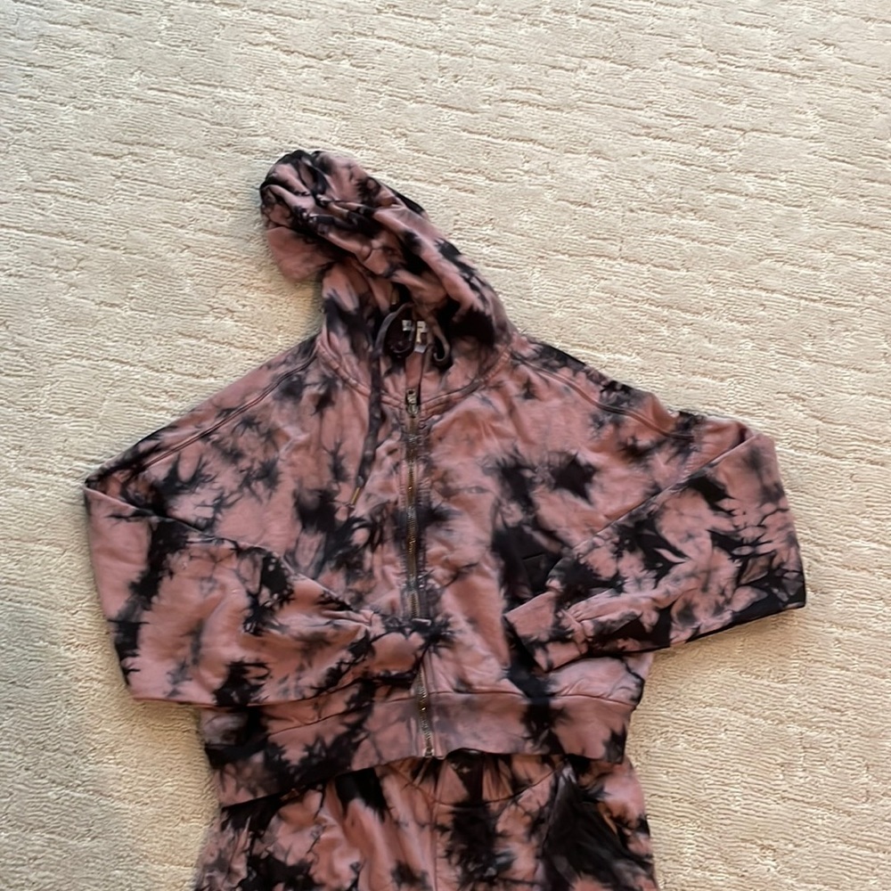Matching set tie dye purple and black hoodie and joggers never worn